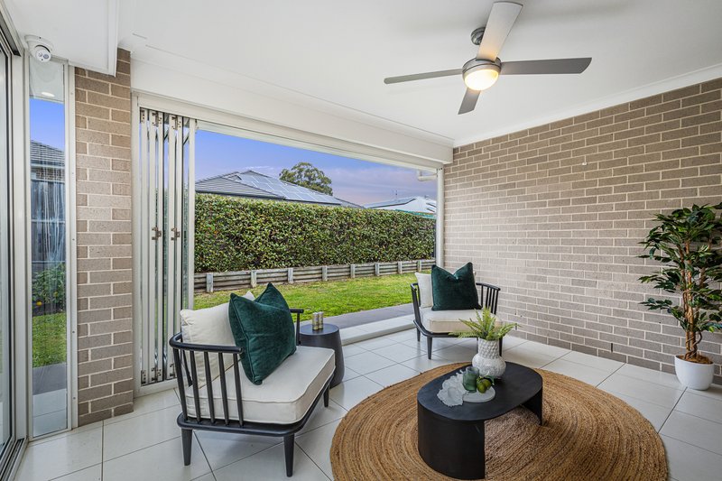 Photo - 14 Mcmillian Circuit, North Kellyville NSW 2155 - Image 10