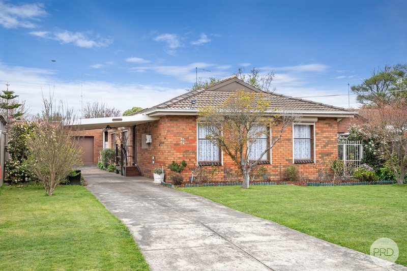 14 Mcnulty Drive, Wendouree VIC 3355