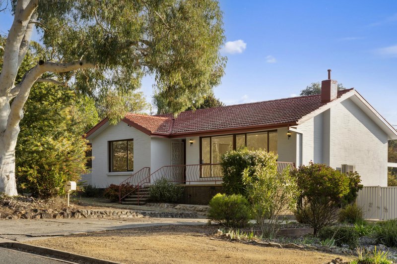 Photo - 14 Medley Street, Chifley ACT 2606 - Image 11