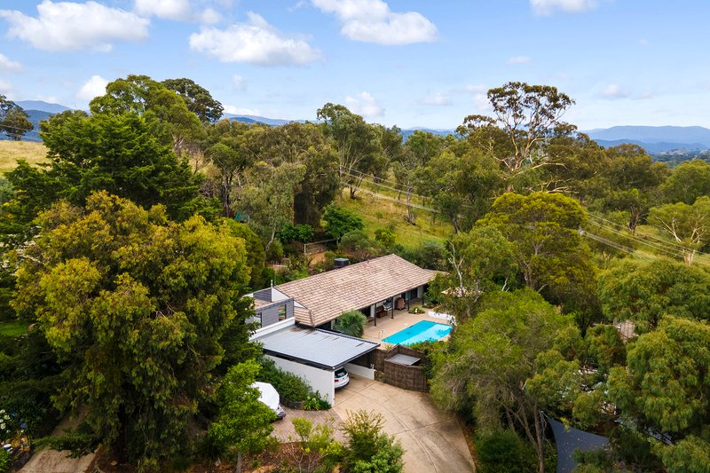 14 Meredith Circuit, Kambah ACT 2902