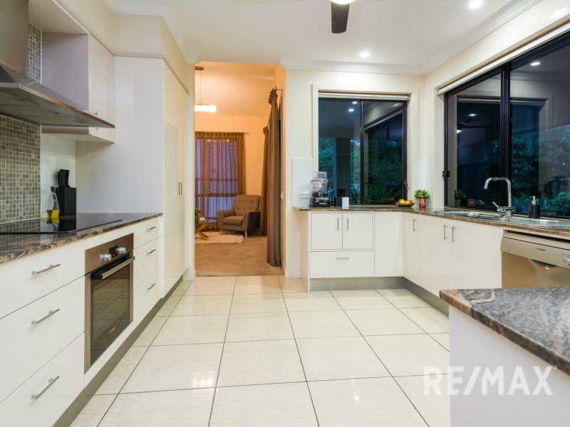 Photo - 14 Meridien Ave , Varsity Lakes QLD 4227 - Image 9