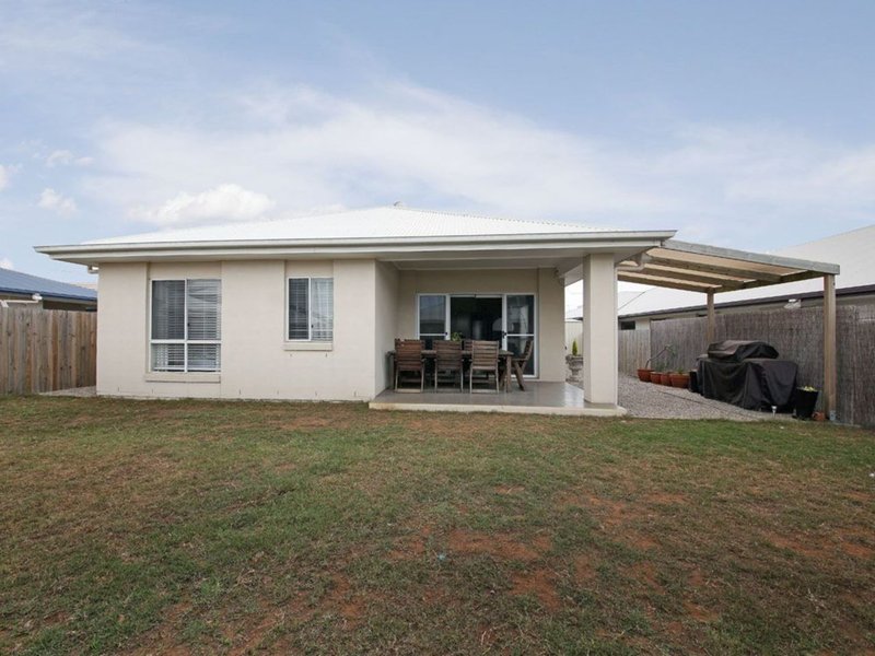 Photo - 14 Merion Crescent, North Lakes QLD 4509 - Image 12