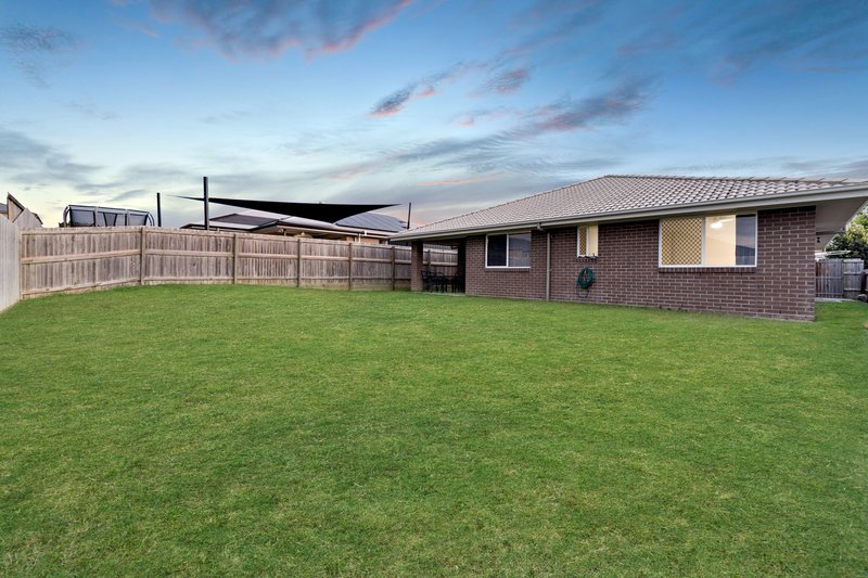 Photo - 14 Mesa Street, Yarrabilba QLD 4207 - Image 10