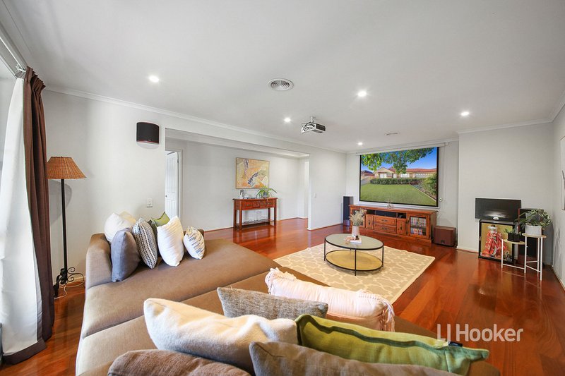 Photo - 14 Messina Crescent, Point Cook VIC 3030 - Image 6