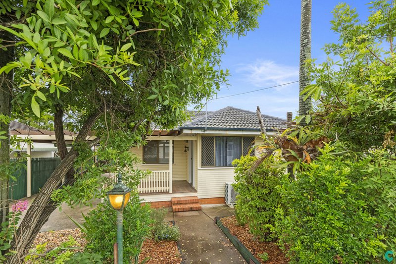 Photo - 14 Meyrick St , Cannon Hill QLD 4170 - Image 2