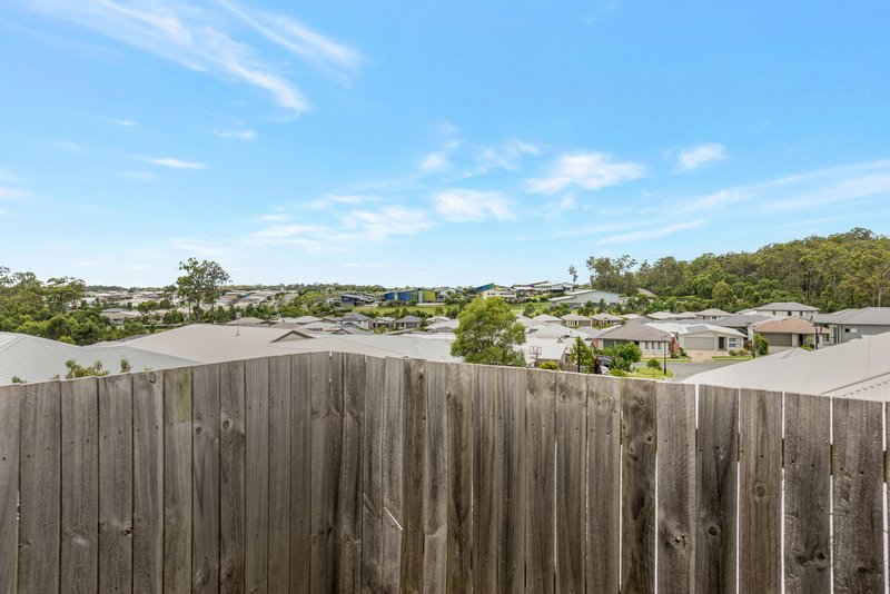 Photo - 14 Mieka Crescent, Pimpama QLD 4209 - Image 3