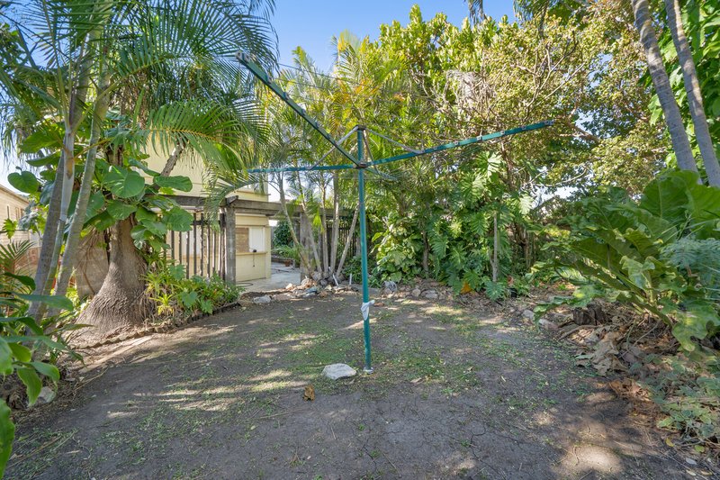 Photo - 14 Miles Street, Bald Hills QLD 4036 - Image 13