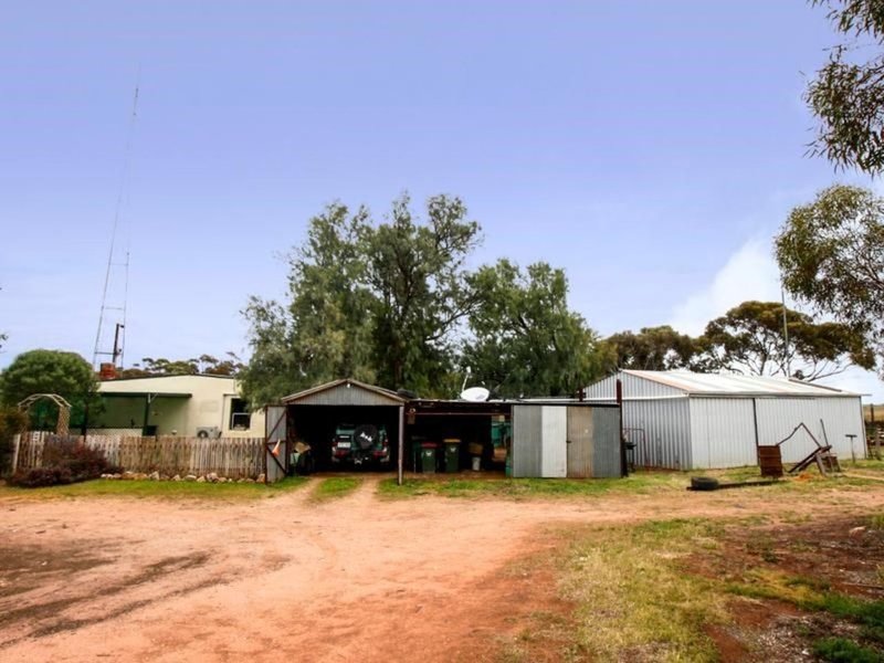 Photo - 14 Mill Road, Loxton SA 5333 - Image 12