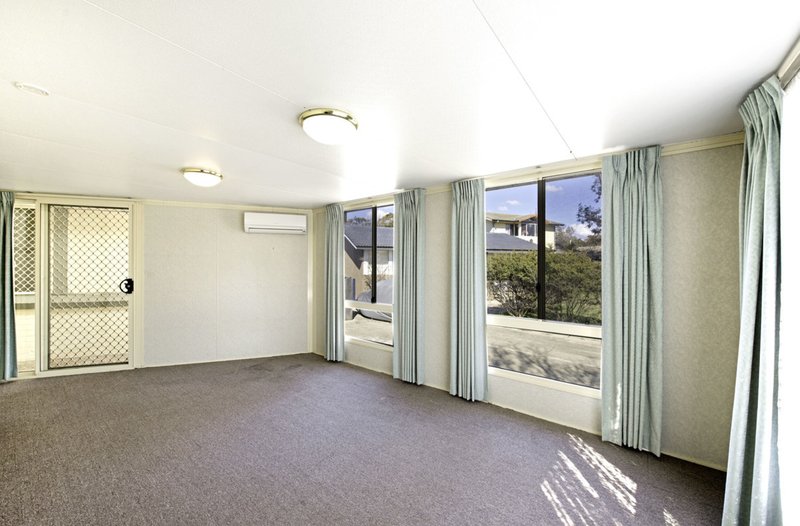 Photo - 14 Millhouse Crescent, Higgins ACT 2615 - Image 11