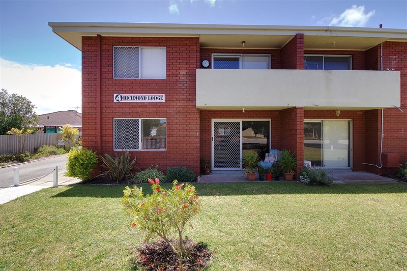 Photo - 1/4 Minchinson Street, Shoalwater WA 6169 - Image 5