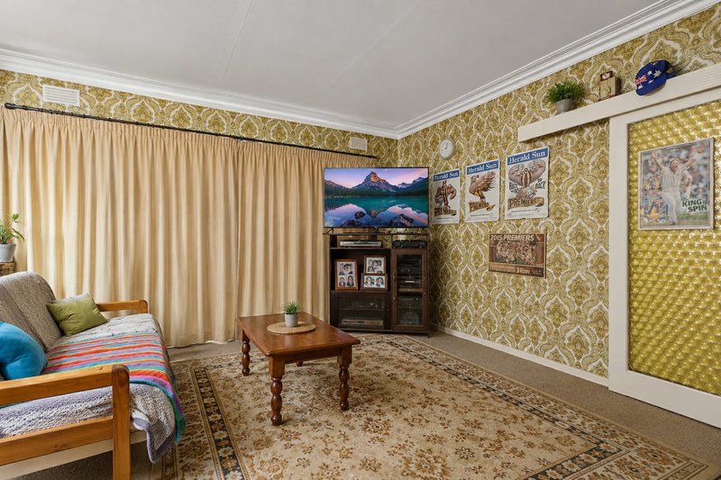 Photo - 14 Mines Road, Ringwood East VIC 3135 - Image 7