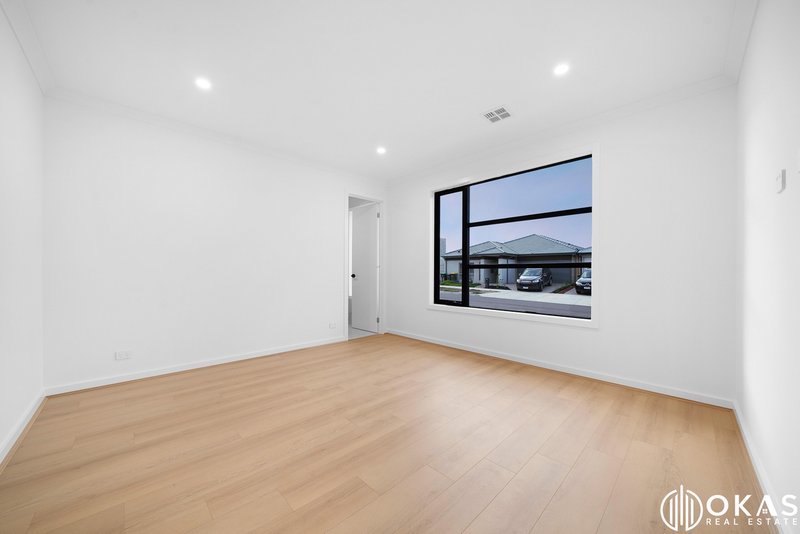 Photo - 14 Miso Road, Wyndham Vale VIC 3024 - Image 15