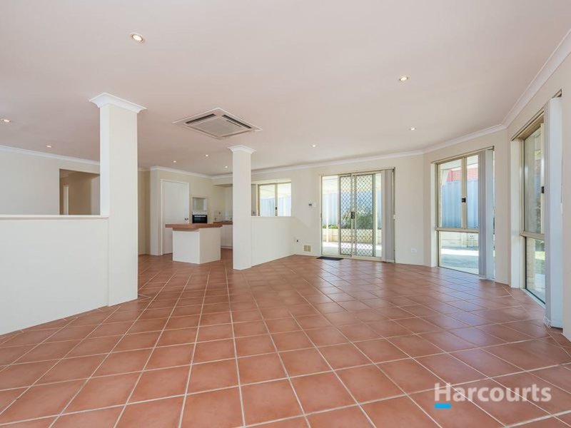 Photo - 14 Mission Place, Quinns Rocks WA 6030 - Image 6