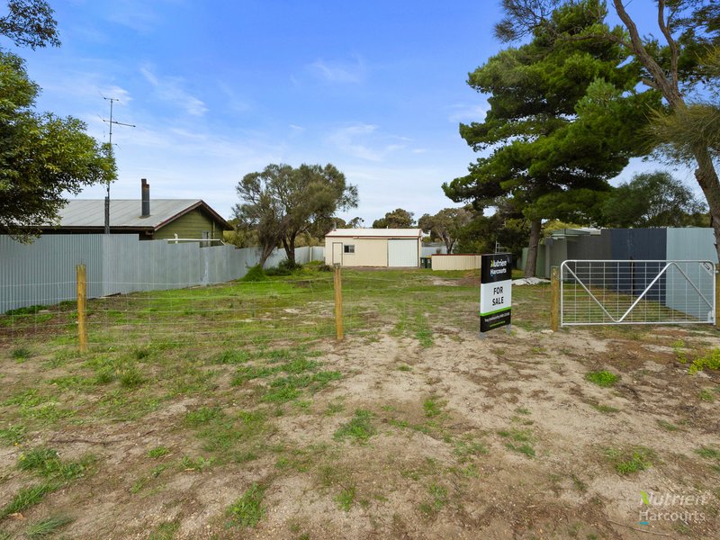 14 Mistletoe Drive, The Pines SA 5577