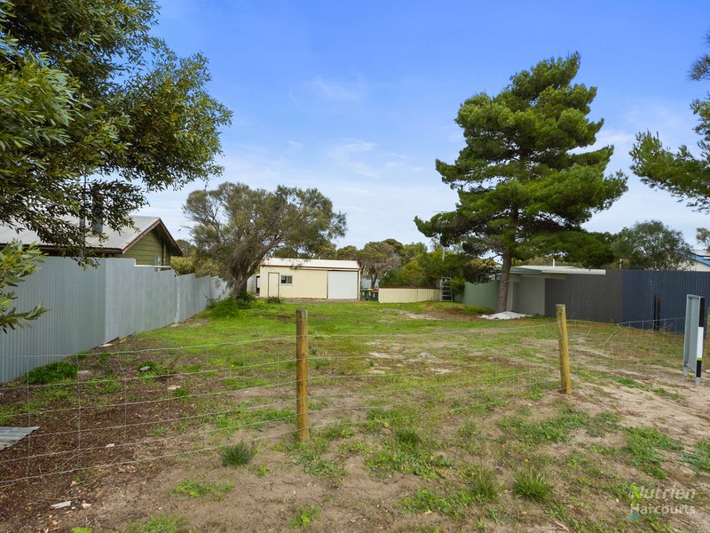 Photo - 14 Mistletoe Drive, The Pines SA 5577 - Image 6