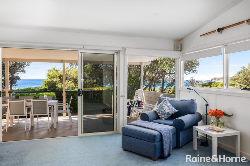 Photo - 14 Mitchell Parade, Mollymook Beach NSW 2539 - Image 10