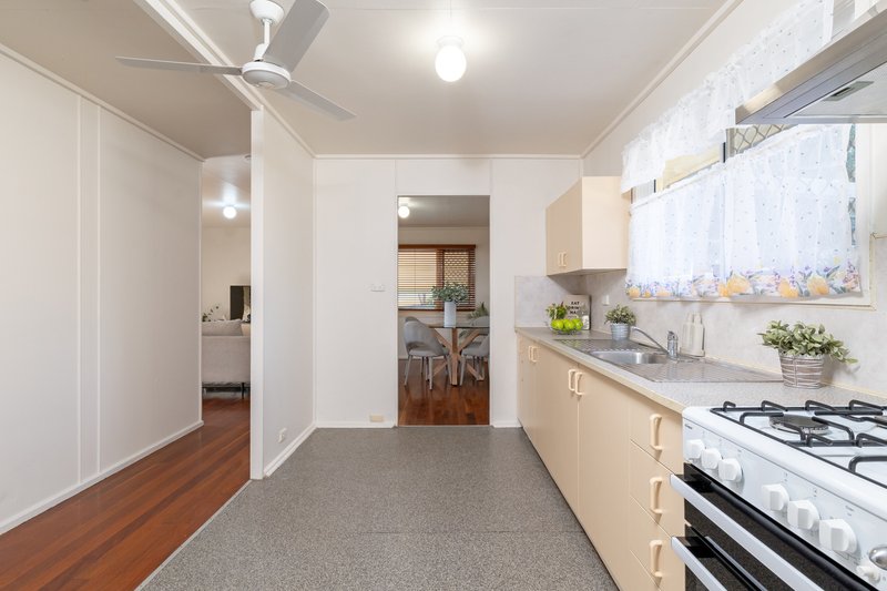 Photo - 14 Mitchell Street, Riverview QLD 4303 - Image 6