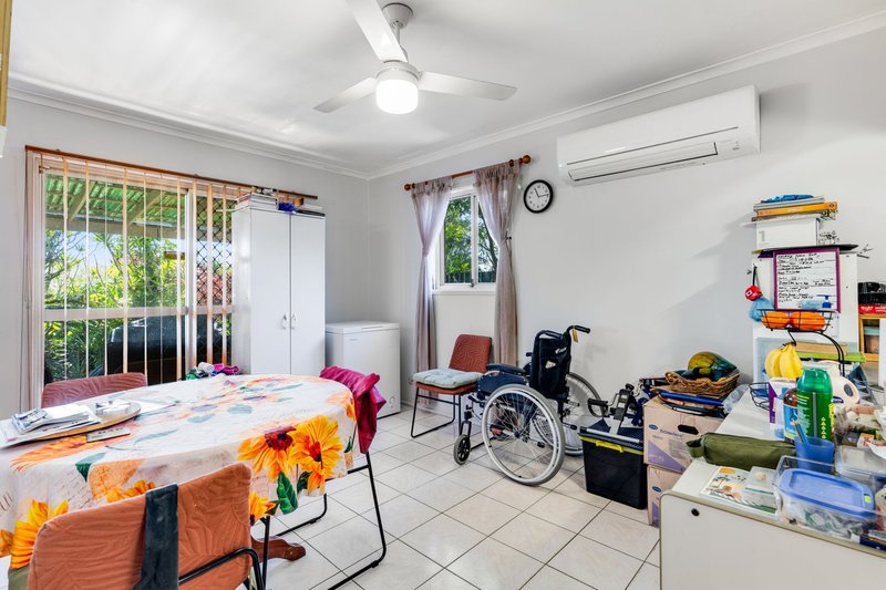 Photo - 14 Mitre Street, Holmview QLD 4207 - Image 4