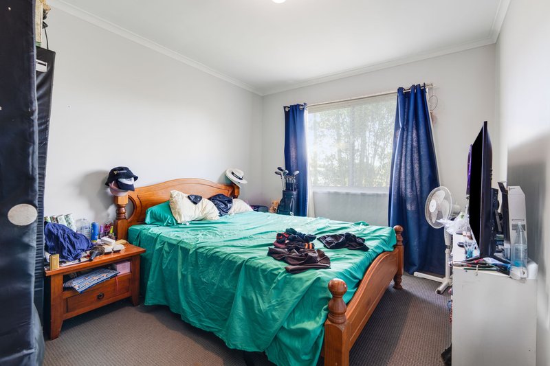 Photo - 14 Mitre Street, Holmview QLD 4207 - Image 5