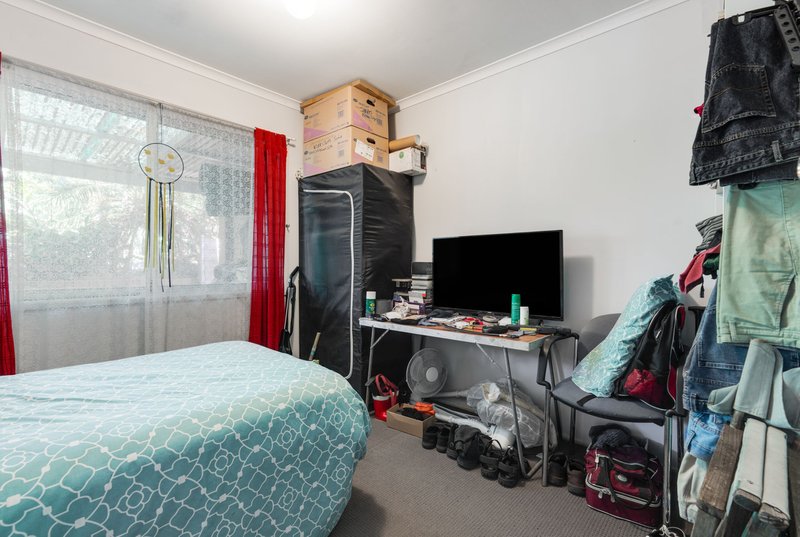 Photo - 14 Mitre Street, Holmview QLD 4207 - Image 6