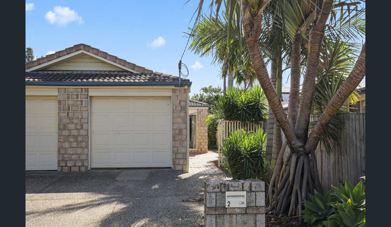 Photo - 1/4 Molucca Avenue, Palm Beach QLD 4221 - Image 1