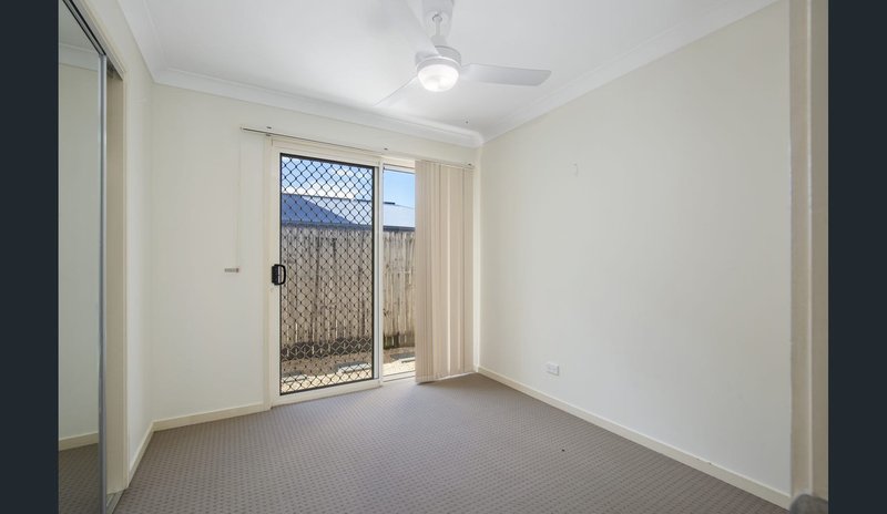 Photo - 1/4 Molucca Avenue, Palm Beach QLD 4221 - Image 9