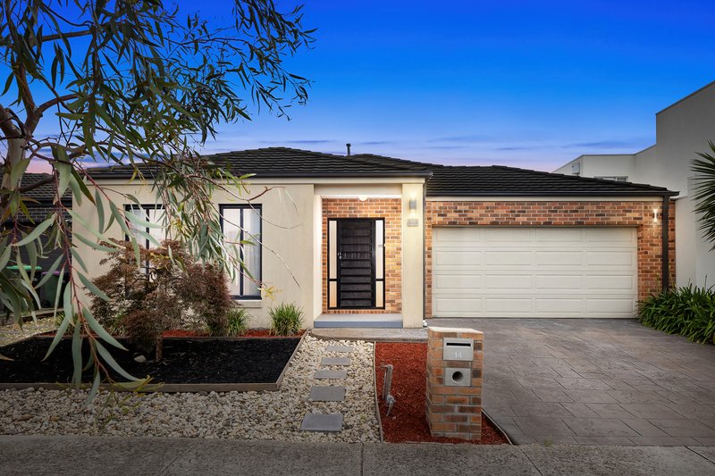 Photo - 14 Monaghan Way, Lalor VIC 3075 - Image 2