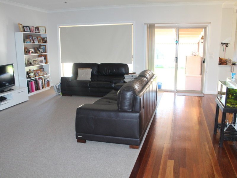 Photo - 14 Monash Drive, Benalla VIC 3672 - Image 7