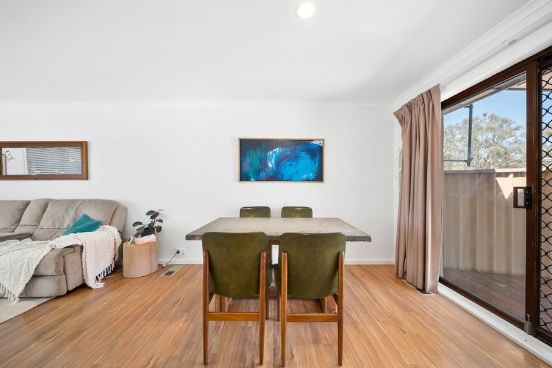 Photo - 14 Monk Place, Karabar NSW 2620 - Image 7