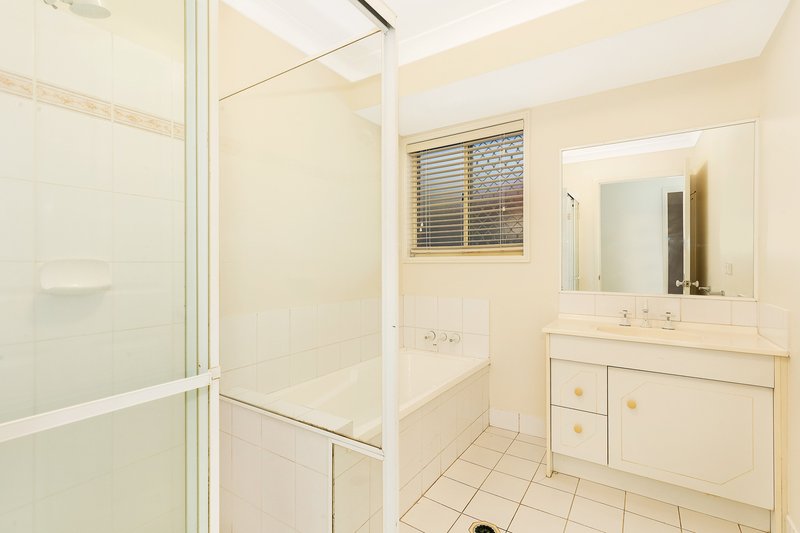 Photo - 14 Montreal Crescent, Robina QLD 4226 - Image 11