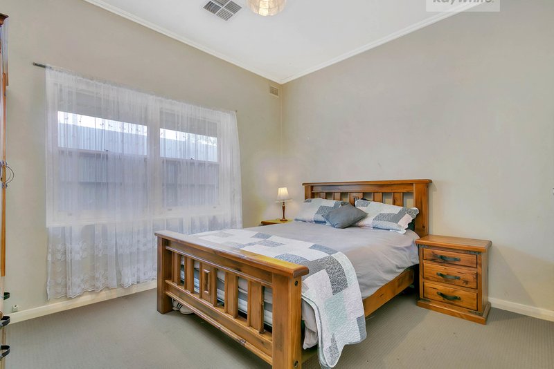 Photo - 14 Mooltan Avenue, Largs Bay SA 5016 - Image 3