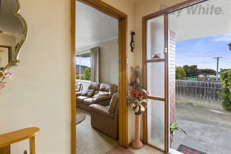 Photo - 14 Morrisby Street, Rokeby TAS 7019 - Image 4