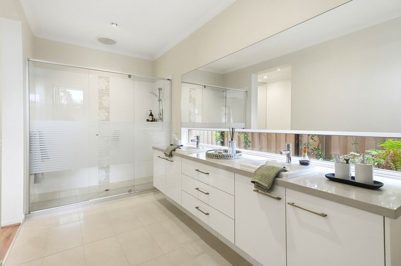 Photo - 14 Morven Road, Darley VIC 3340 - Image 6