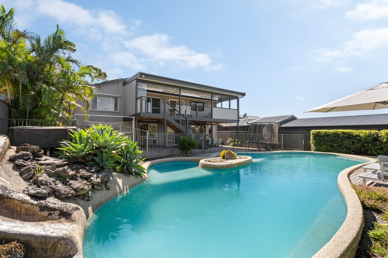 Photo - 14 Mossman Avenue, Bateau Bay NSW 2261 - Image 3