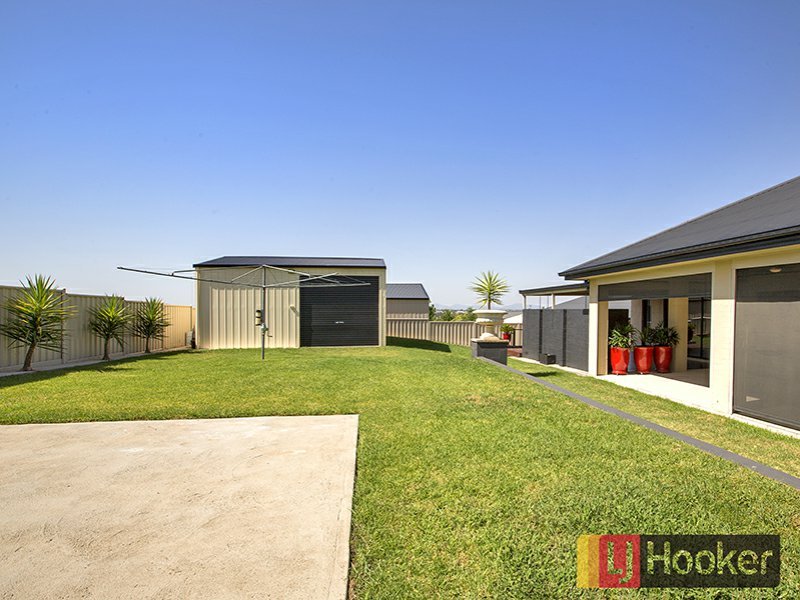 Photo - 14 Mulconda Close, Tamworth NSW 2340 - Image 3