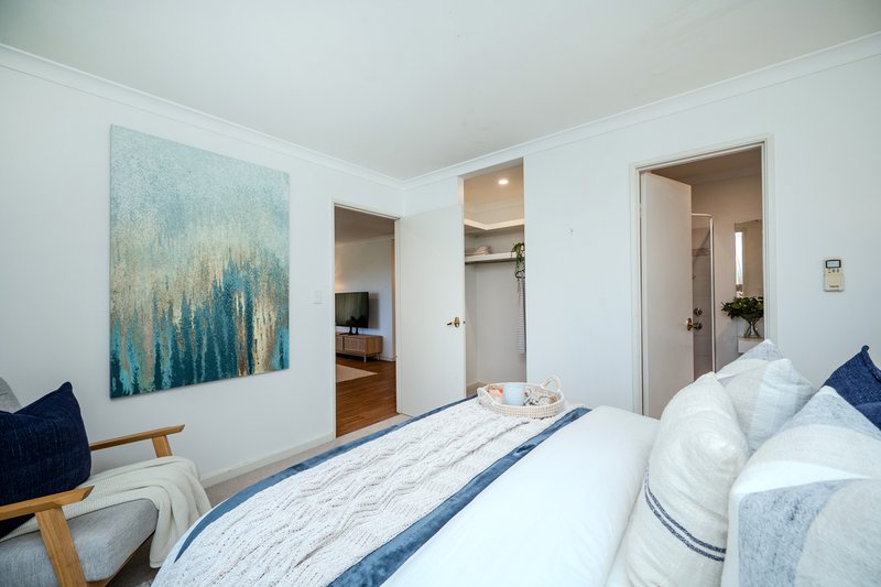 Photo - 14 Mulgrave Loop, Mindarie WA 6030 - Image 7
