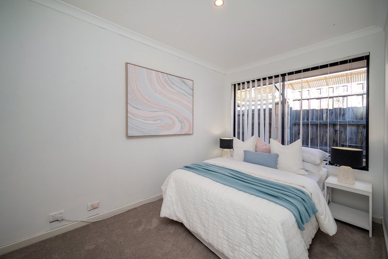 Photo - 14 Mulgrave Loop, Mindarie WA 6030 - Image 17