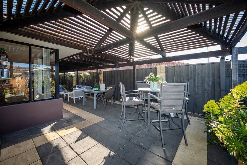Photo - 14 Mulgrave Loop, Mindarie WA 6030 - Image 24