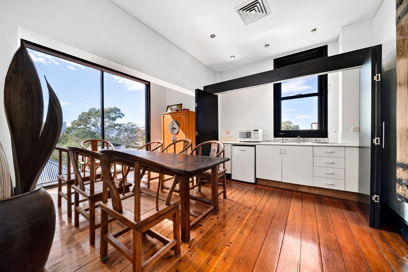 Photo - 14 Mullens Street, Balmain NSW 2041 - Image 6