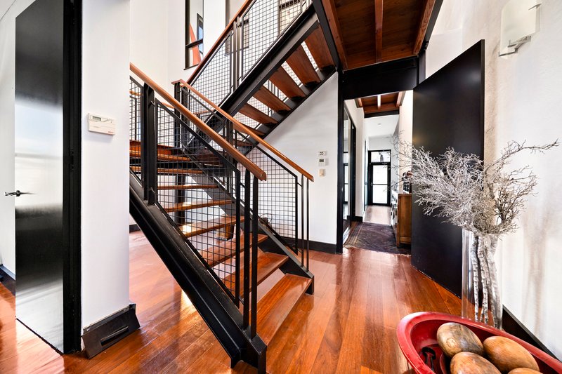 Photo - 14 Mullens Street, Balmain NSW 2041 - Image 7