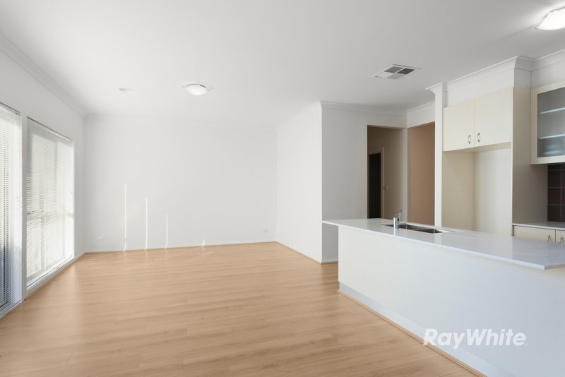 Photo - 14 Mulsanne Lane, Bentleigh East VIC 3165 - Image 3