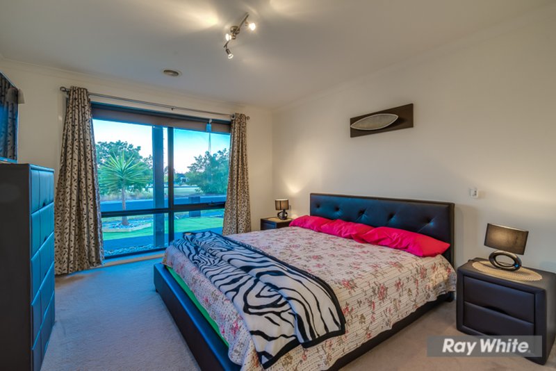 Photo - 14 Munro Drive, Wyndham Vale VIC 3024 - Image 4