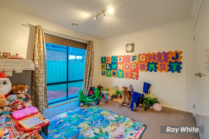 Photo - 14 Munro Drive, Wyndham Vale VIC 3024 - Image 12