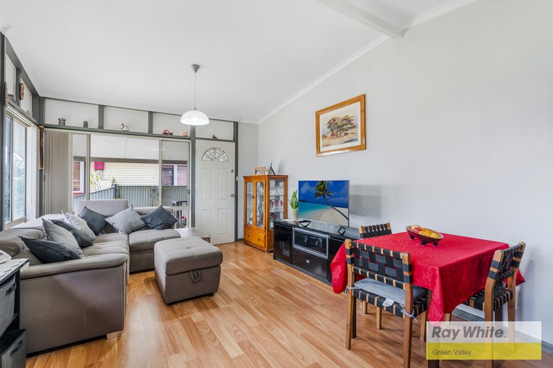 Photo - 14 Naranghi Street, Busby NSW 2168 - Image 4