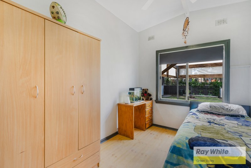 Photo - 14 Naranghi Street, Busby NSW 2168 - Image 9