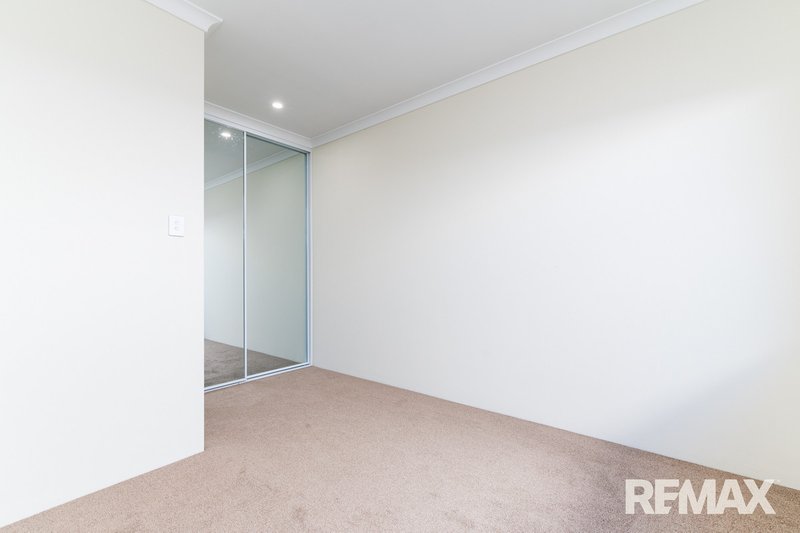 Photo - 14 Nasturtium Road, Sinagra WA 6065 - Image 12