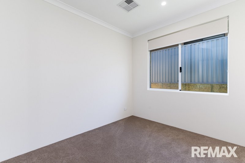 Photo - 14 Nasturtium Road, Sinagra WA 6065 - Image 13
