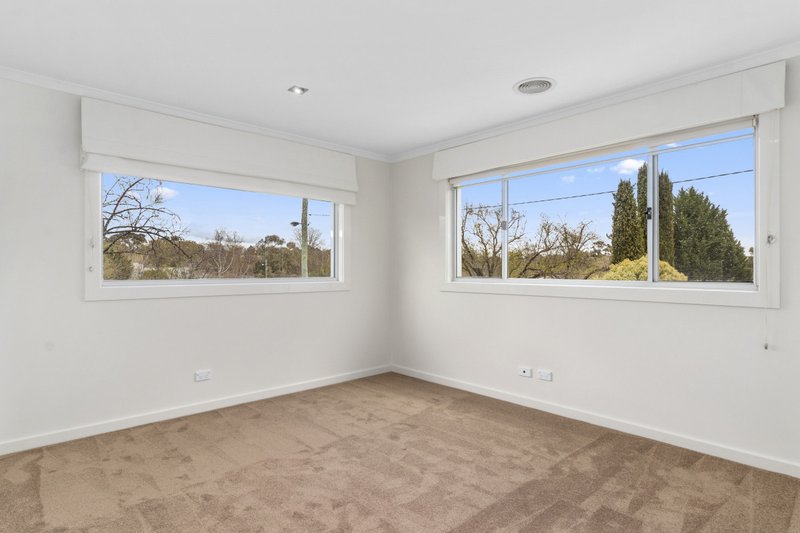 Photo - 14 Nathan Street, Deakin ACT 2600 - Image 17