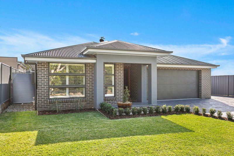 14 Nattai Crescent, Albion Park NSW 2527