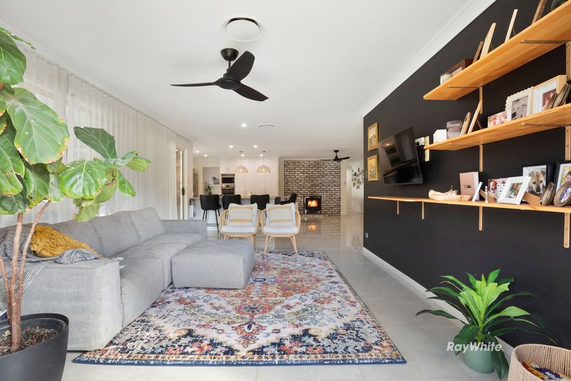 Photo - 14 Nautilus Close, Karalee QLD 4306 - Image 8